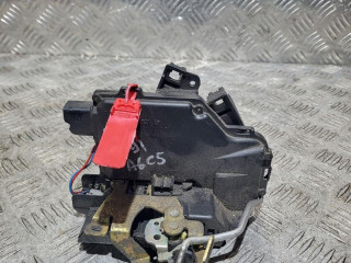 замок двери задней левой Audi A6 4B/C5 1998, 2.4 л., ALF, бензин, АКПП, универсал