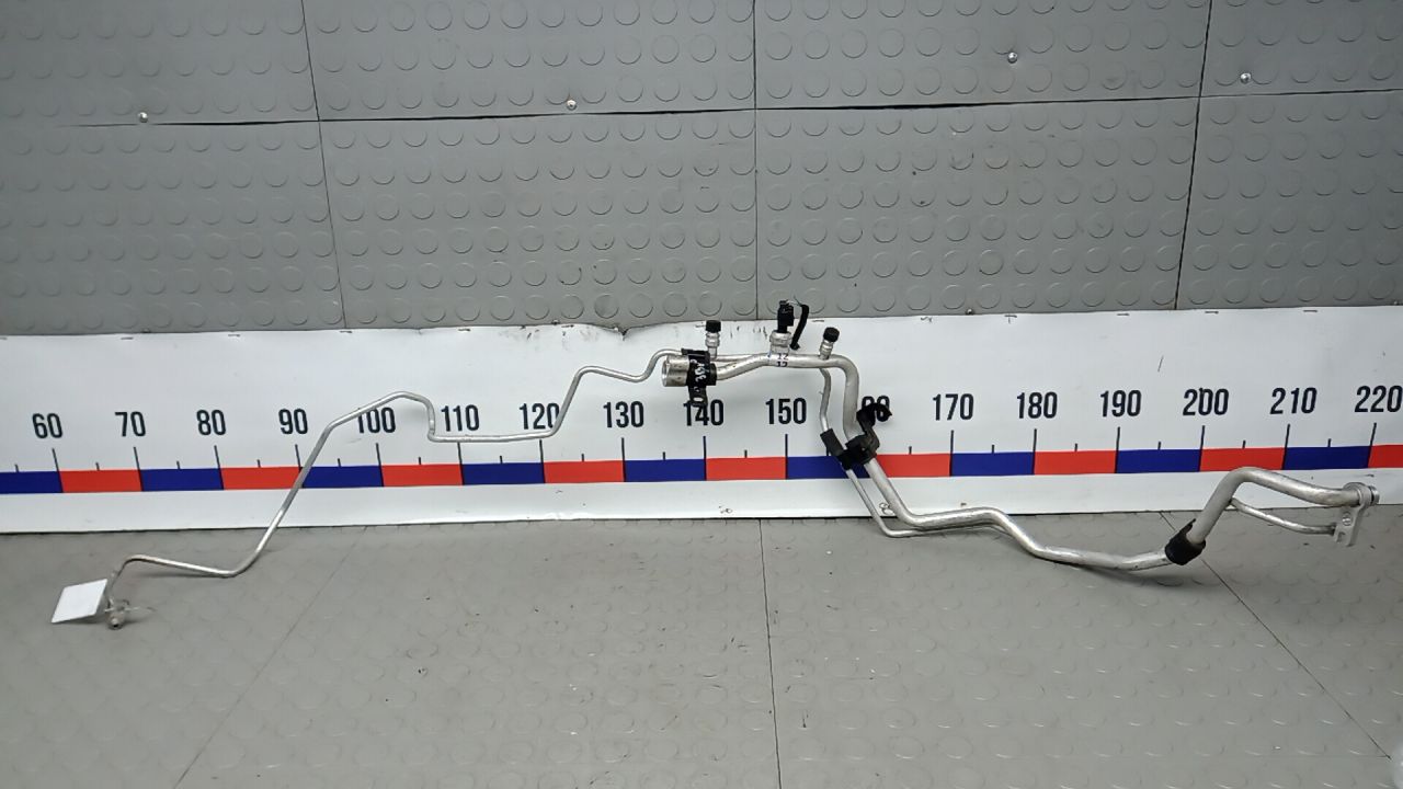 трубка кондиционера Toyota C-HR 1 поколение AX10 2017, 1.2 л., бензин - фото №1