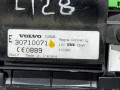 щиток приборов (приборная панель) Volvo V50 1 поколение 2005, 2.0 л., дизель, МКПП, универсал, 30710071 - фото №3