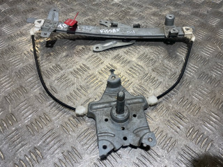 стеклоподъемник задний правый Nissan Primera P11 1997, 1.6 л., GA16DE, бензин, 5МКПП, седан