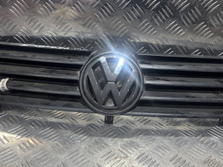 решетка радиатора Volkswagen Polo 3 поколение [рестайлинг] 2000, седан