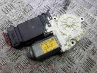 моторчик стеклоподъемника передний правый Volkswagen Golf 3 поколение 1998, 1.4 л., бензин, МКПП, хетчбэк 5 дв., 1J1959802D