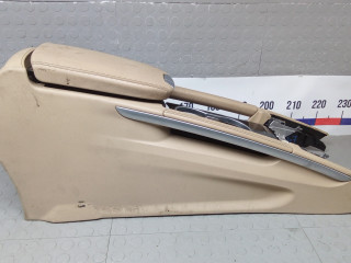 подлокотник Mercedes-Benz M-Класс W164 2007, 3.0 л., дизель, АКПП, внедорожник 5 дв.