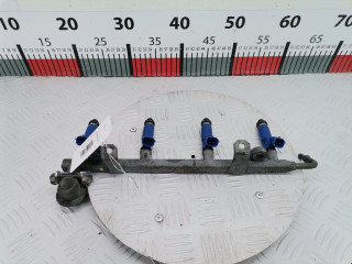 форсунка Mazda MX-5 NB 2000, 1.6 л., МКПП, кабриолет, B5C913250