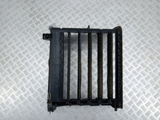 диффузор вентилятора BMW 3 серия E46 2003, 2.0 л., МКПП, универсал, 17117786682