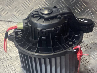 моторчик печки Hyundai ix35 1 поколение 2011, 2.0 л., D4HA, дизель, 6МКПП, внедорожник 5 дв.