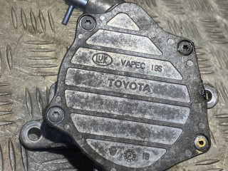 насос вакуумный Toyota Avensis 2 поколение (T250) 2006, 2.2 л., 2AD-FHV, дизель, 6МКПП, седан