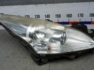 фара правая Peugeot 3008 1 поколение 2010, 1.6 л., дизель, хетчбэк 5 дв.