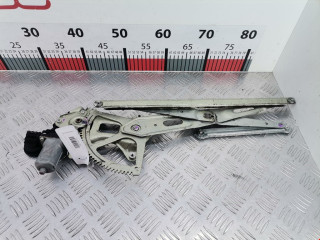 стеклоподъемник электрический задний правый Toyota 2006, 1.5 л., АКПП, хетчбэк 5 дв., 6980442040