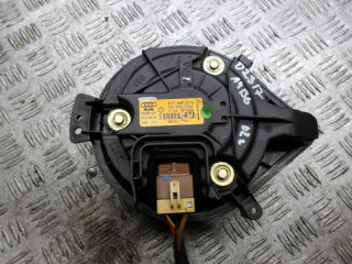моторчик печки Audi A4 B6 2002, 1.8 л., бензин, МКПП, универсал, 8E1820021B