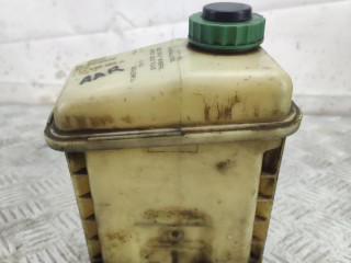 бачок гидроусилителя Audi A6 4A/C4 1996, 4A0422373A