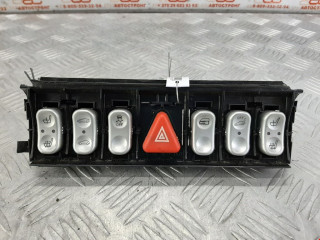 кнопка аварийной сигнализации Chrysler Crossfire 1 поколение 2005, 3.2 л., МКПП, купе, 05102614AA