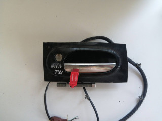 ручка наружная Nissan Almera N16 2000, 1.5 л., QG15DE, бензин, 5МКПП, хетчбэк 5 дв.