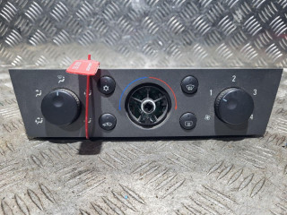 блок управления печки / климат-контроля Opel Vectra C 2004, 13138190