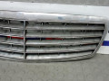решетка радиатора Mercedes-Benz E-Класс W211/S211 2004, 2.7 л., дизель, седан - фото №3
