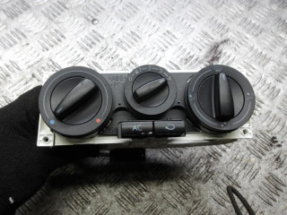 блок управления печки / климат-контроля Volkswagen Golf 3 поколение 1999, 1.4 л., бензин, МКПП, хетчбэк 5 дв., 1J0820045F