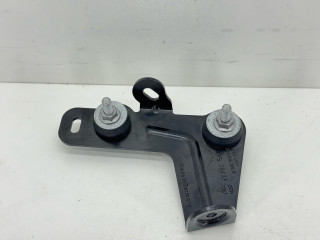 кронштейн (крепление) Porsche 2022, 2.9 л., бензин, АКПП, внедорожник 5 дв., 95B819735B