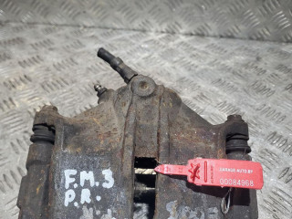 суппорт передний правый Ford Mondeo 3 поколение 2001, 2.5 л., бензин, АКПП, универсал