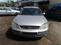 консоль салона Ford Mondeo 3 поколение 2001, 2.0 л., МКПП, универсал, 1131618 - фото №9