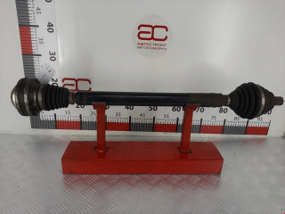 полуось передняя правая (приводной вал, ШРУС) Volkswagen Passat B6 2008, 1.9 л., МКПП, универсал, 1K0407272DN