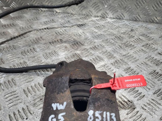 суппорт передний правый Volkswagen Golf 5 поколение 2004, 1.9 л., BRU, дизель, 5МКПП, черный, хетчбэк 5 дв.