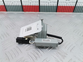 усилитель антенны Lexus CT 1 поколение 2013, 1.8 л., АКПП, хетчбэк 5 дв.