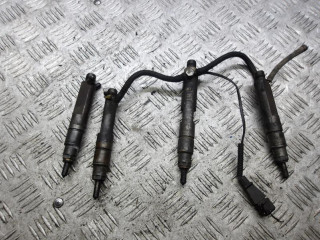 форсунка Volkswagen Passat B5 1998, 1.9 л., дизель, 038130201F, 038130201G