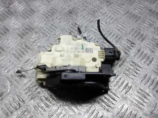 замок двери передней правой Volkswagen Eos 1 поколение 2006, 1.6 л., бензин, МКПП, кабриолет, 1P1837016