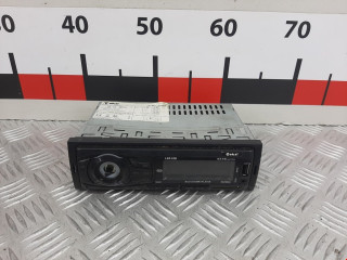 магнитола Renault Megane 2 поколение 2006, 1.5 л., МКПП, универсал, 8200607918
