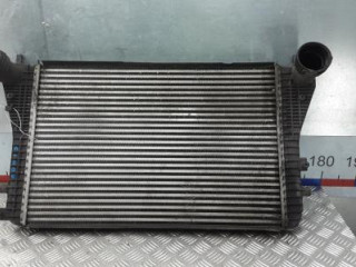 интеркулер Volkswagen Passat B6 2008, 1.9 л., TDi PD, дизель, МКПП, универсал