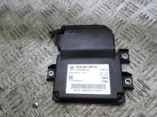 блок управления ручником Volkswagen Passat B6 2009, 2.0 л., дизель, МКПП, универсал, 3C8907801E