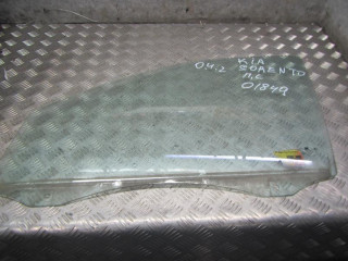 стекло двери передней левой Kia Sorento 1 поколение 2004, 2.5 л., дизель, МКПП, внедорожник 5 дв.