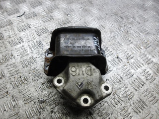 подушка крепления двигателя Peugeot 308 1 поколение [рестайлинг] 2012, 1.6 л., дизель, МКПП, хетчбэк 5 дв., 9636583980