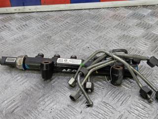 топливная рампа Volvo V40 2 поколение 2013, 1.6 л., дизель, 968529758002