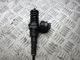 форсунка Volkswagen Caddy 3 поколение 2006, 1.9 л., дизель, 03813073J