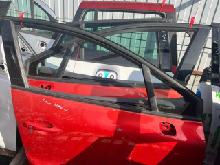 дверь передняя правая Renault Clio 4 поколение 2014, 1.5 л., дизель, АКПП, хетчбэк 5 дв.