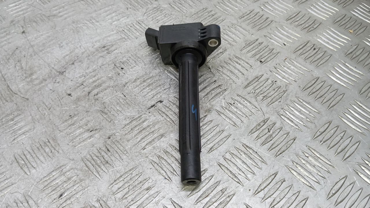 катушка зажигания Toyota C-HR 1 поколение AX10 2017, 1.2 л., бензин, 9091902271 - фото №1