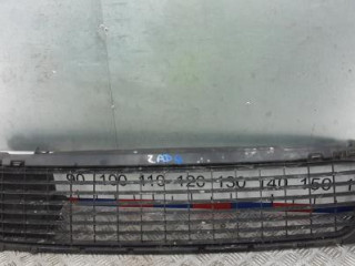 заглушка (решетка) в бампер Renault Duster 1 поколение 2013, 1.6 л., бензин, МКПП, внедорожник 5 дв.