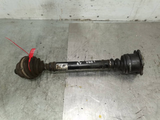 полуось передняя правая (приводной вал, ШРУС) Volkswagen Passat B5 2000, 1.9 л., AVG, дизель, АКПП, универсал