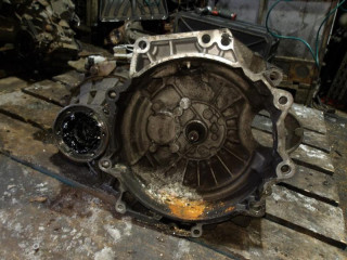 КПП механическая (МКПП) Volkswagen Golf 3 поколение 2000, 1.6 л., бензин, МКПП, DLP