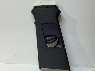 обшивка центральной стойки Porsche 2022, 2.9 л., бензин, АКПП, внедорожник 5 дв., 95B867293