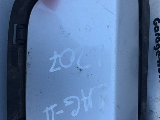 лючок топливного бака Renault Laguna 2 поколение 2005, 2.0 л., бензин, 5МКПП, серебро, хетчбэк 5 дв.