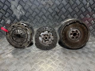 комплект сцепления Volkswagen Golf 5 поколение 2005, 1.9 л., дизель, 5МКПП, черный, хетчбэк 5 дв.