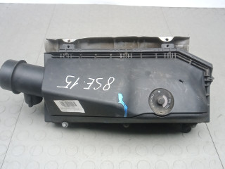 корпус воздушного фильтра Mercedes-Benz C-Класс W203/S203/CL203 2001, 2.7 л., дизель, АКПП, универсал