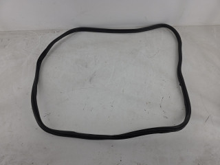 уплотнитель двери BMW 2 серия Active Tourer F45 2015, 2.0 л., бензин, АКПП, черный, хетчбэк 5 дв.