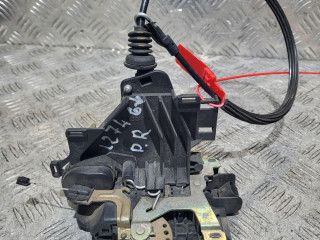 замок двери передней правой Volkswagen Golf 4 поколение 2001, 1.4 л., AKQ, бензин, 5МКПП, хетчбэк 3 дв., 3B1837016