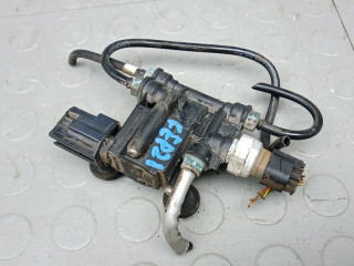 блок клапанов активного стабилизатора Land Rover Discovery 4 поколение 2012, 3.0 л., дизель, внедорожник 5 дв.