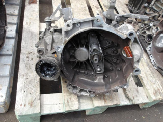 КПП механическая (МКПП) Volkswagen Golf 4 поколение 2005, 1.4 л., бензин, МКПП, хетчбэк 5 дв., FXQ