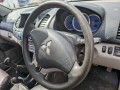 накладка на порог Mitsubishi L200 4 поколение 2008, 2.5 л., МКПП, пикап - фото №9