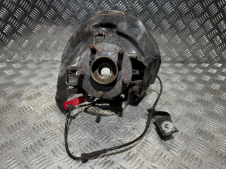 ступица передняя правая Volvo S40 2 поколение 2004, 2.4 л., B 5244 S, бензин, 5МКПП, седан